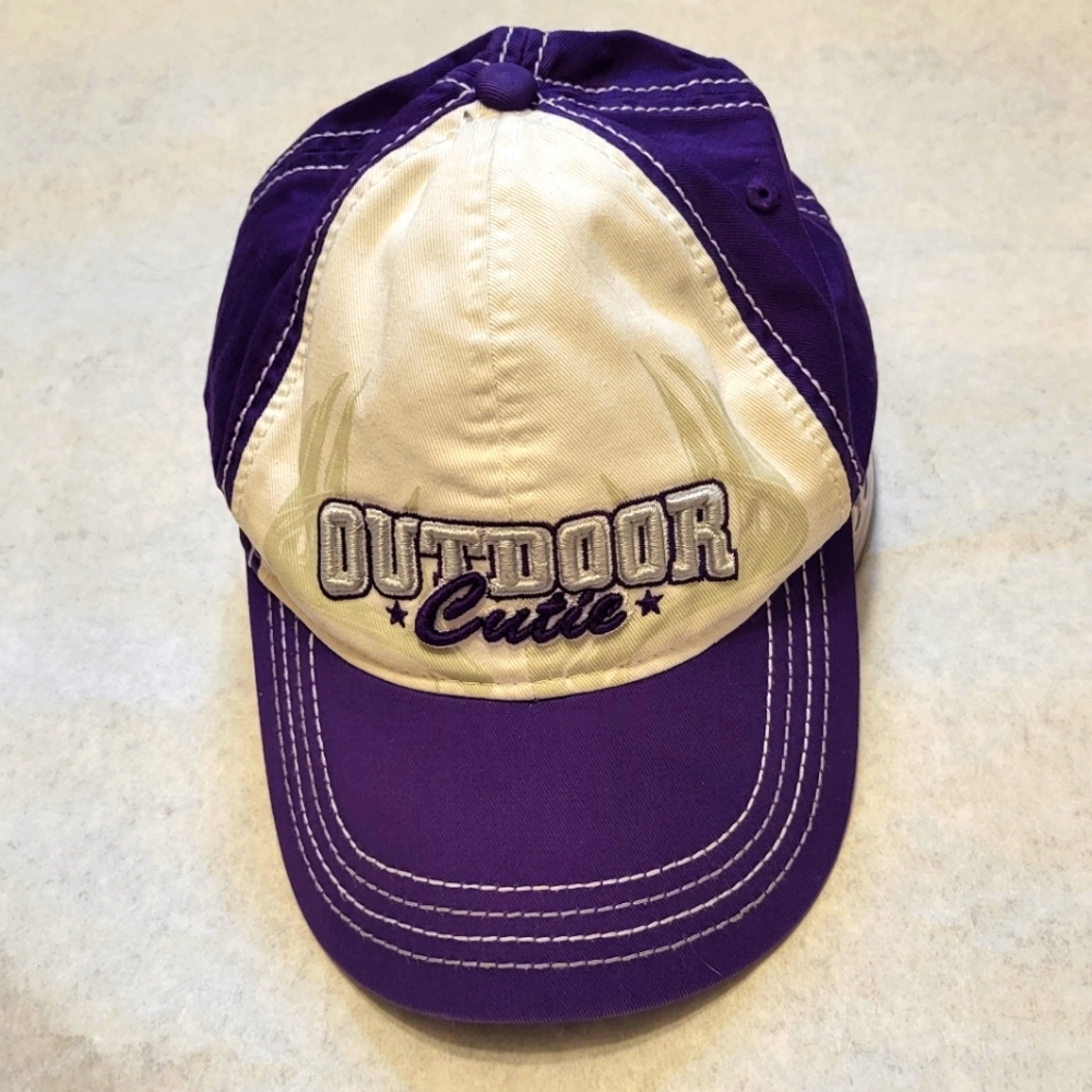Cabela's "Outdoor Cutie" Cap